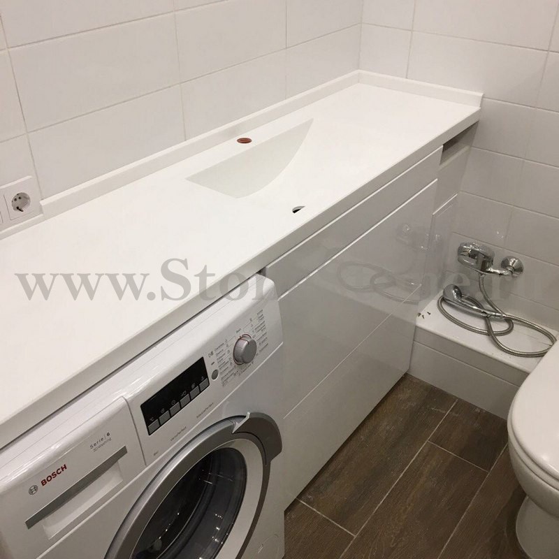 ����� �� �������������� ����� Staron SP012 (Pure White)